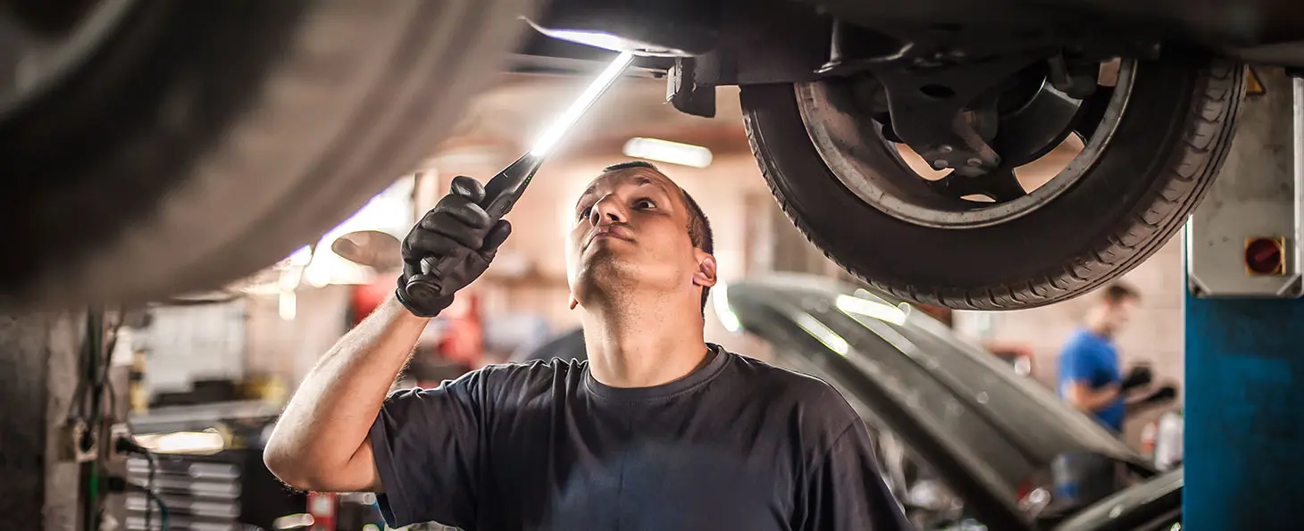 repairing auto problems near scott air force base il